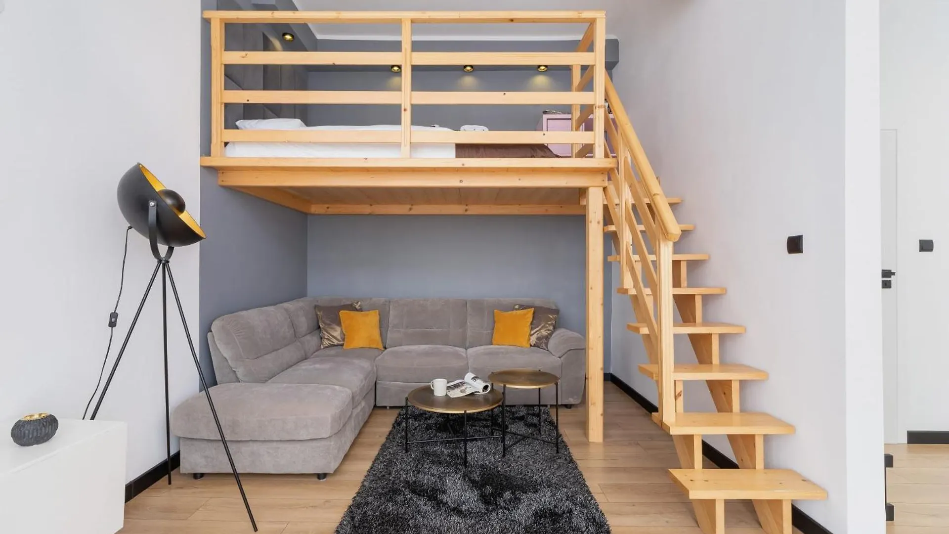 Arianska Studio With Mezzanine Cracow Center By Noclegi Renters Krakow Apartment